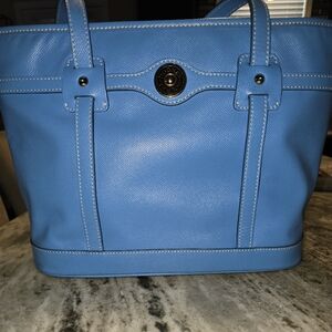 Dooney & Bourke Tote Handbag